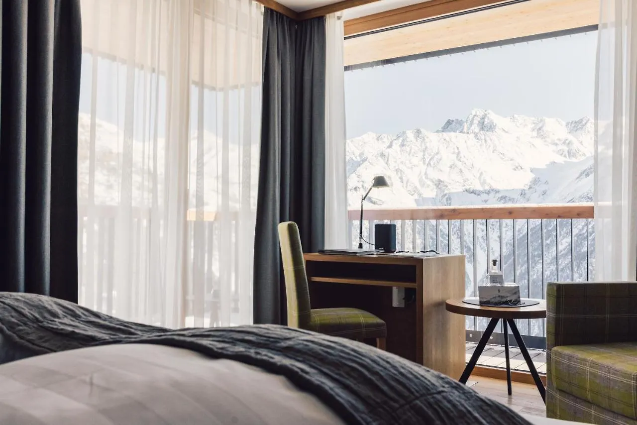 Hotel Schoene Aussicht Solden 4*,  Austria